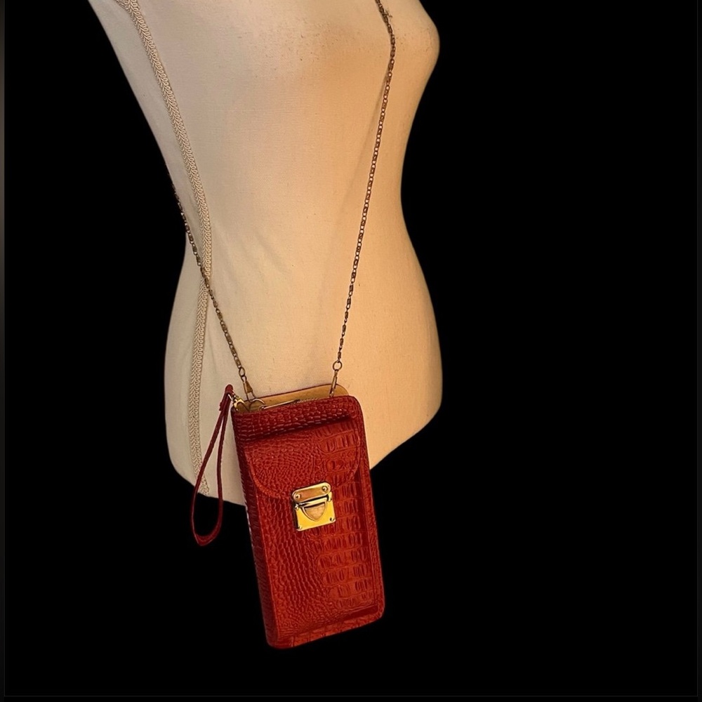 Crossbody/Wristlet Fashion Wallet